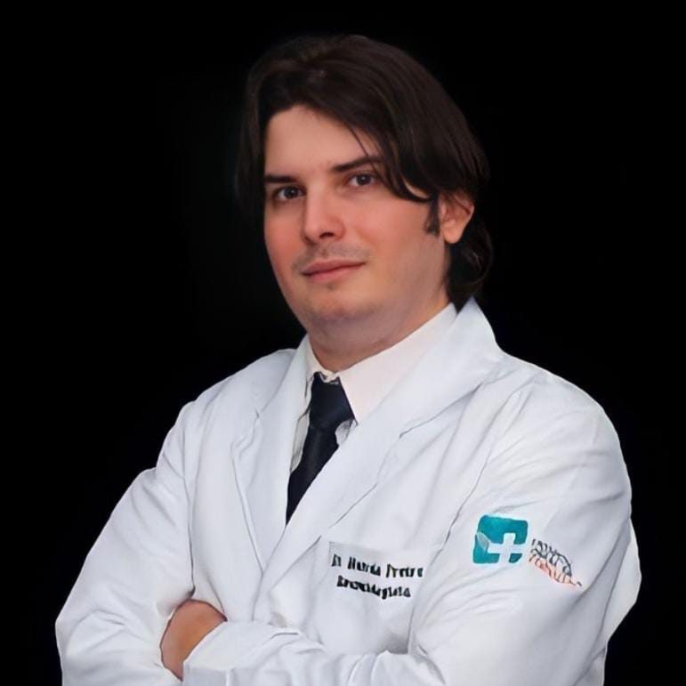 Dr. Marcelo Freire